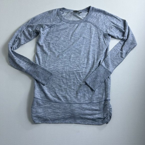 Athleta Coastal Light Gray‎ Long Sleeve Crewneck Light Sweatshirt Size Small - Picture 1 of 7